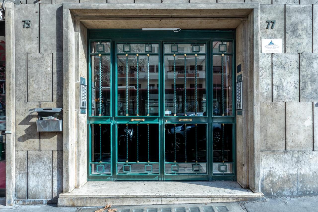 Naima Apartment San Pietro Rome Extérieur photo