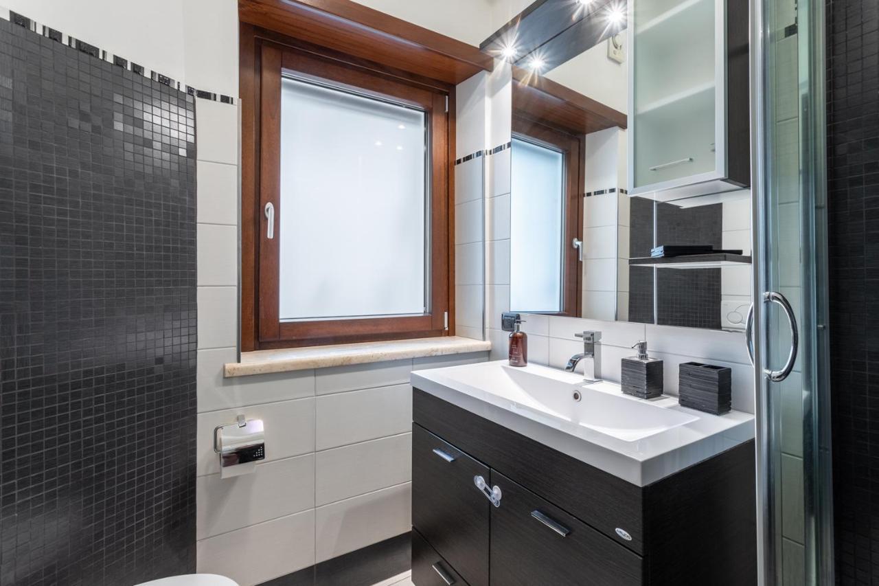 Naima Apartment San Pietro Rome Extérieur photo